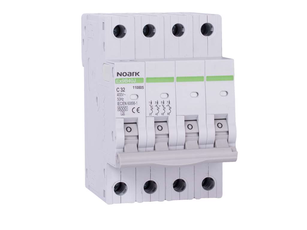 Noark slim automatsikring C 10A 4P 3M 6kA