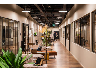 Kvill PE armatur Ø550 MP 27W 3400lm DALI DT8 TW, 827-865 - Sort