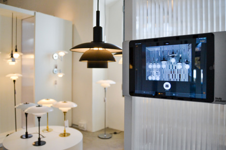 iPad med Casambi app, som kan styre forskellige lamper
