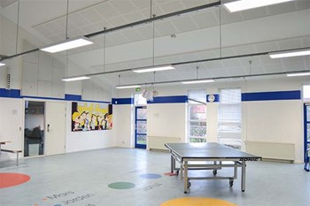 LED belysning på Baunehøjskolen i Jyllinge