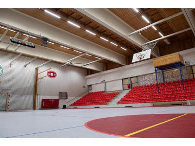 Helags CE sportsarmatur L1200 LS MB 95W 14300lm DALI, 840 IP54 - Hvid